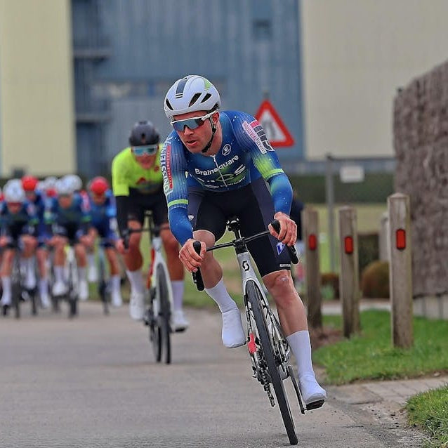 Aerodynamica vs gewicht in wielrennen: wat maakt je echt sneller?